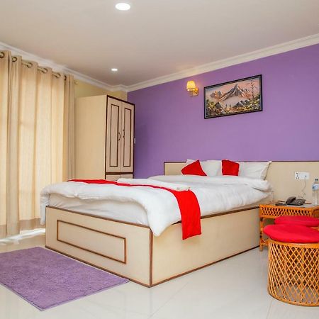 Hotel Tranquil Катманду Екстериор снимка