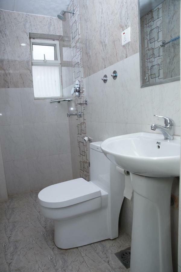 Hotel Tranquil Катманду Екстериор снимка