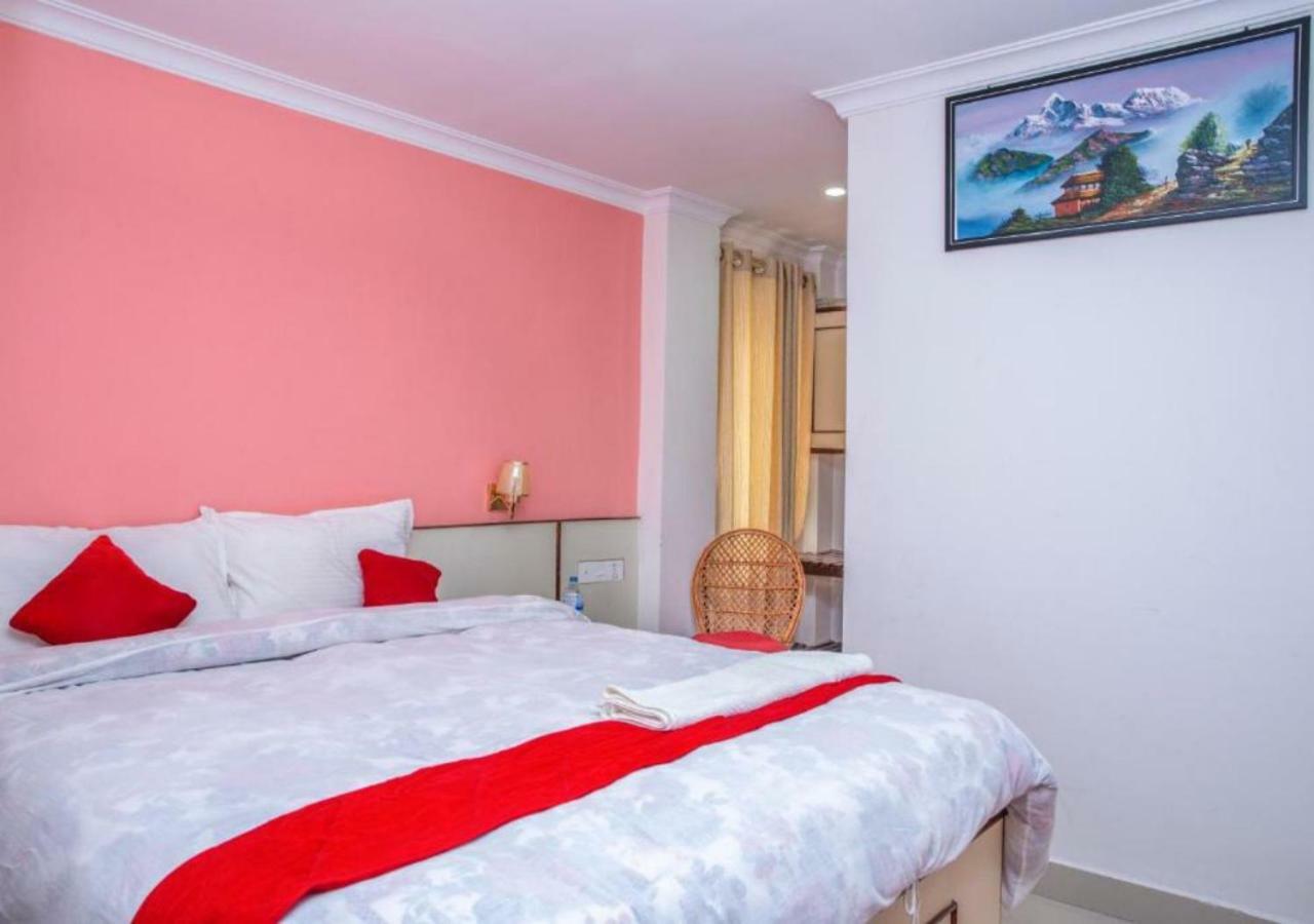 Hotel Tranquil Катманду Екстериор снимка