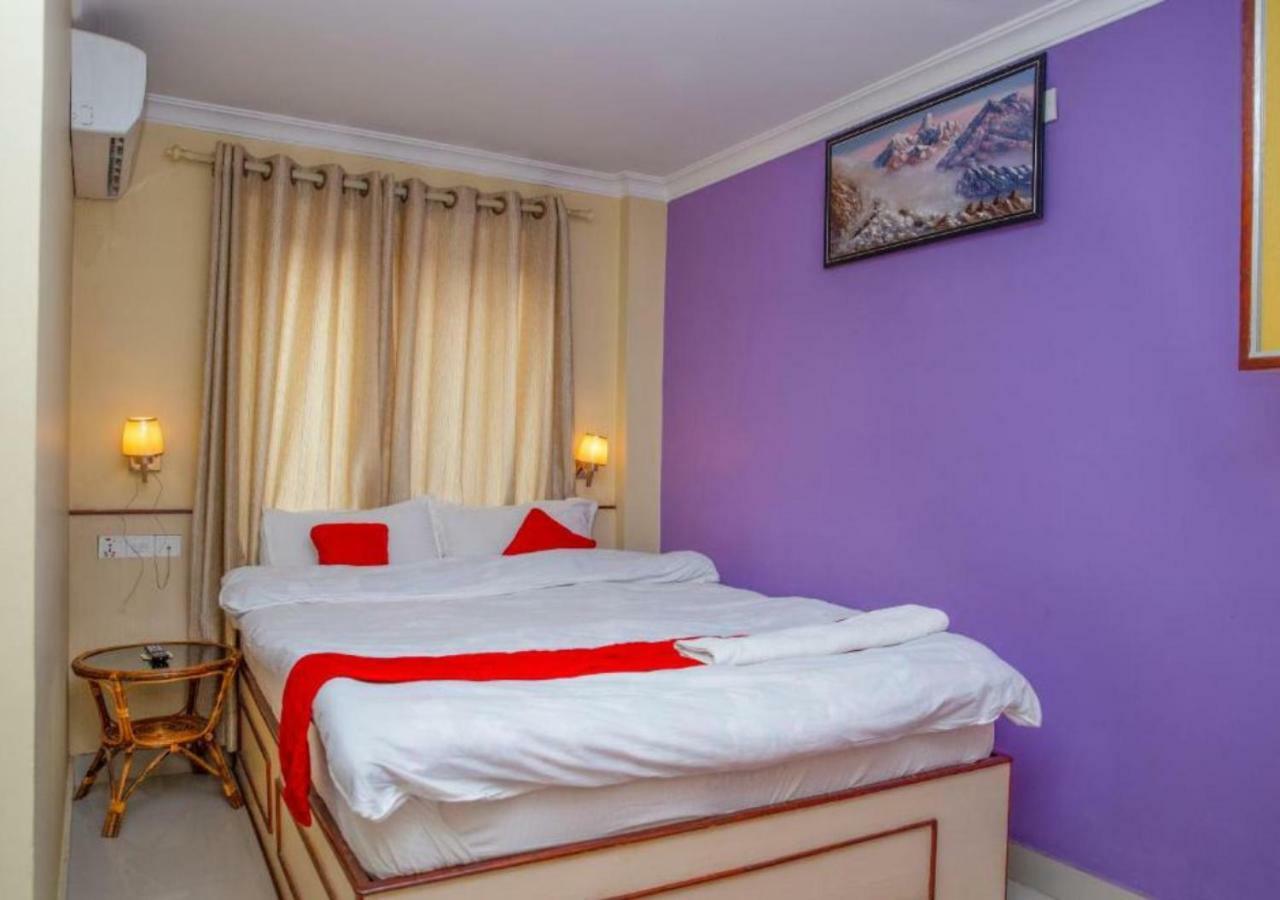 Hotel Tranquil Катманду Екстериор снимка